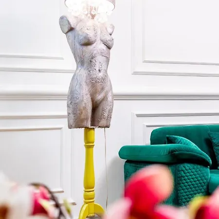 Apartment Lady